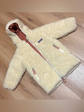 Patagonia Cream Sherpa Hooded Jacket with Rust Lining